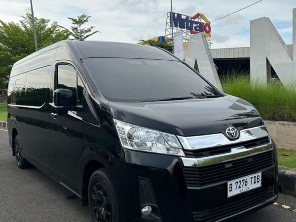 One Premium Car Gallery (9)
